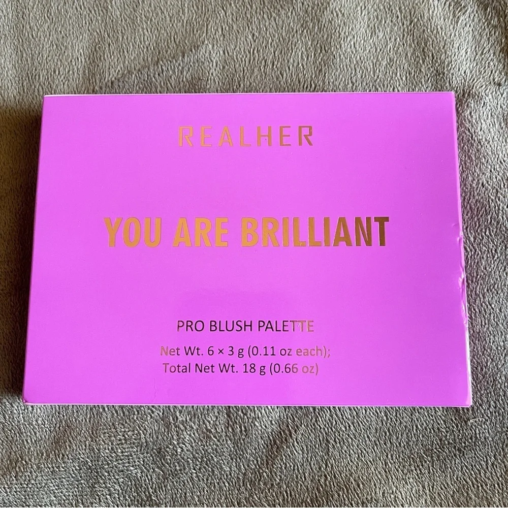*NIB* 4 for 16$ REALHER You Are Brilliant Pro Blush Palette .66oz